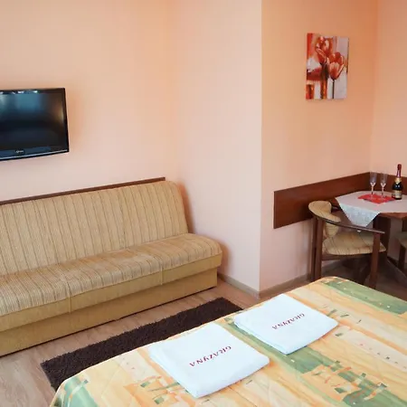 Grazyna Проживание в семье Устронь